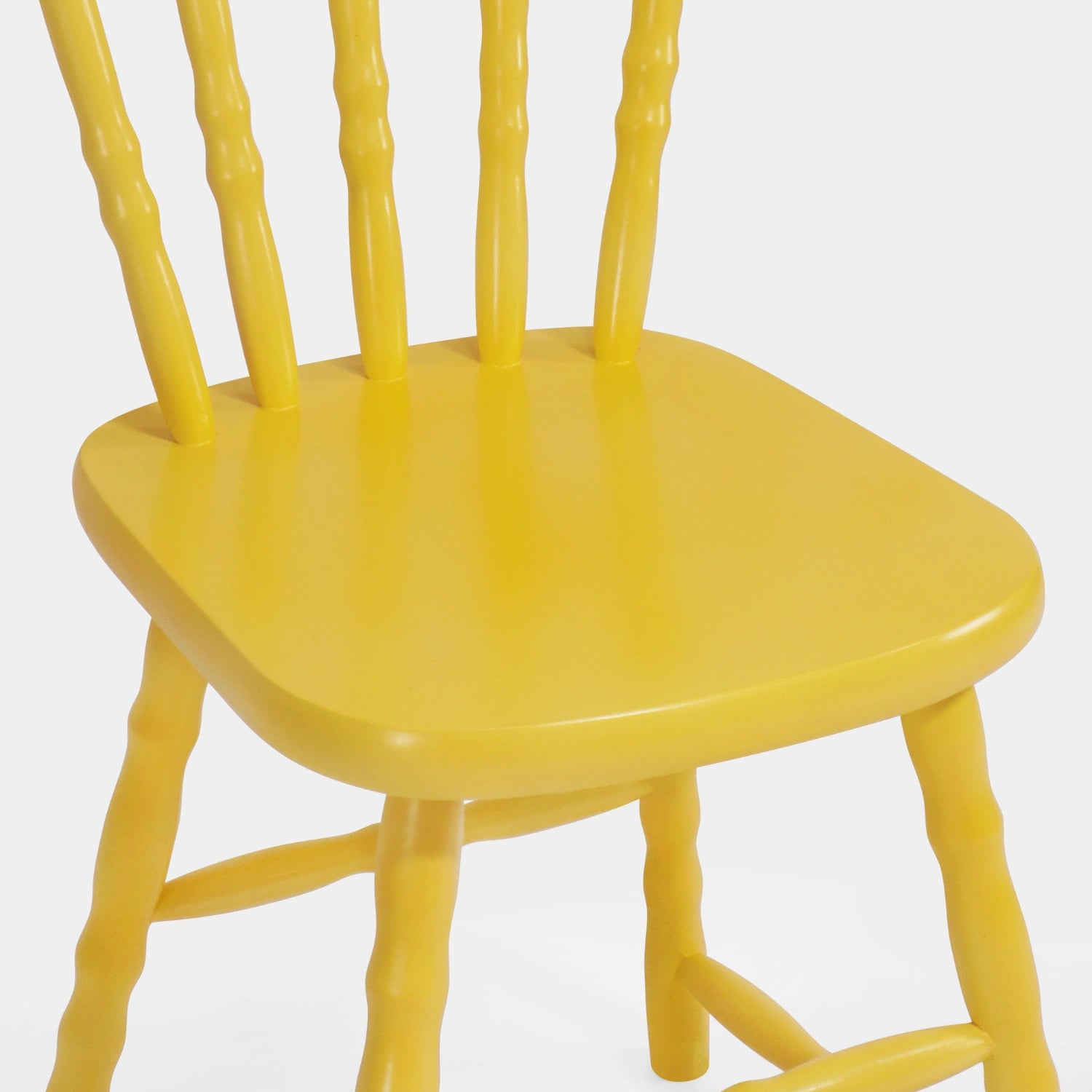 Amarelo