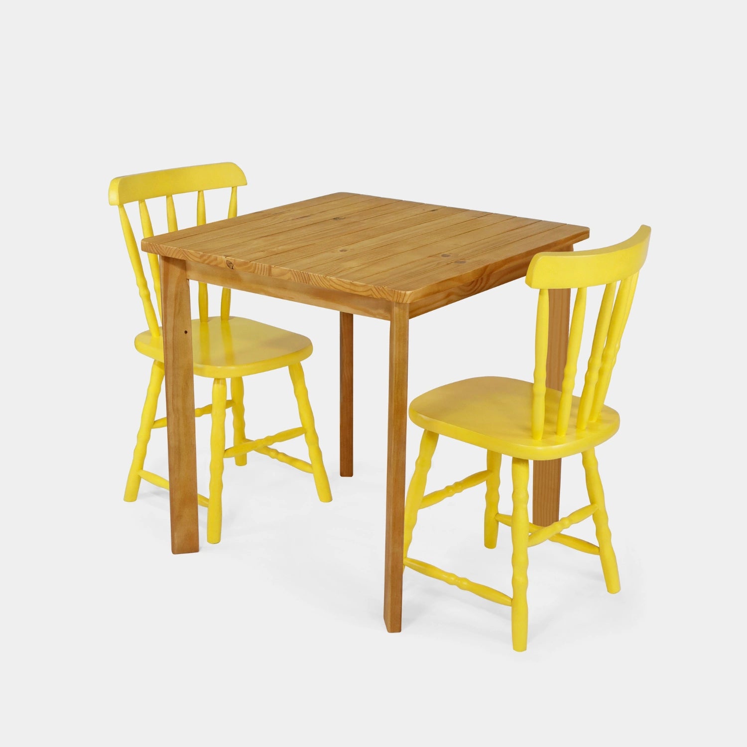 Conjunto Mesa de Madeira Quadrada Listras com 2 Cadeiras Brasileiras!