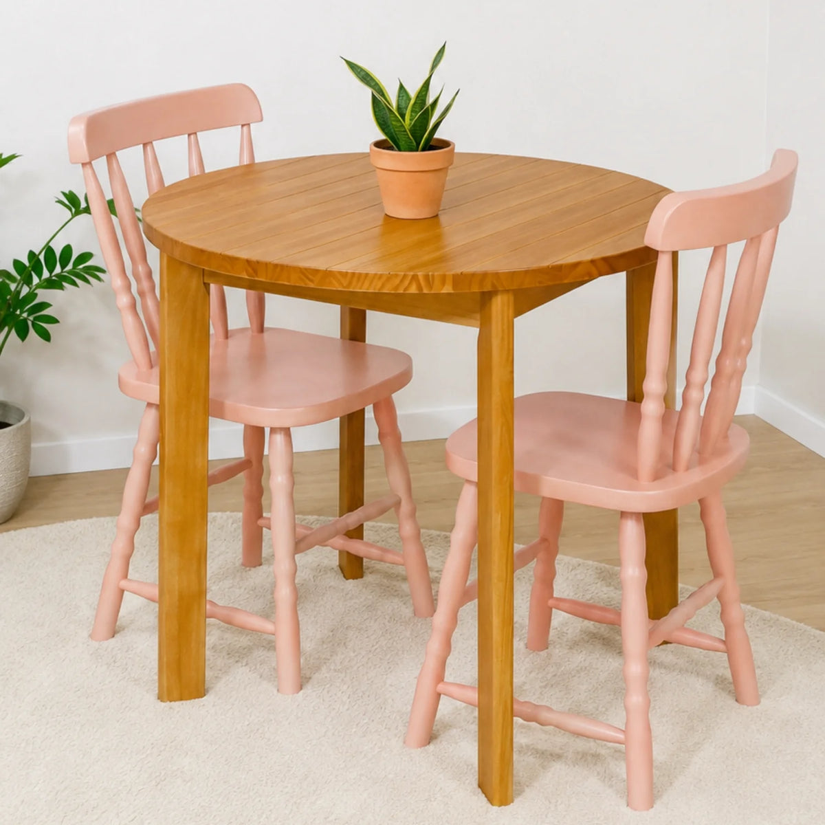 Conjunto Mesa de Madeira Redonda Listras com 2 Cadeiras Brasileiras!