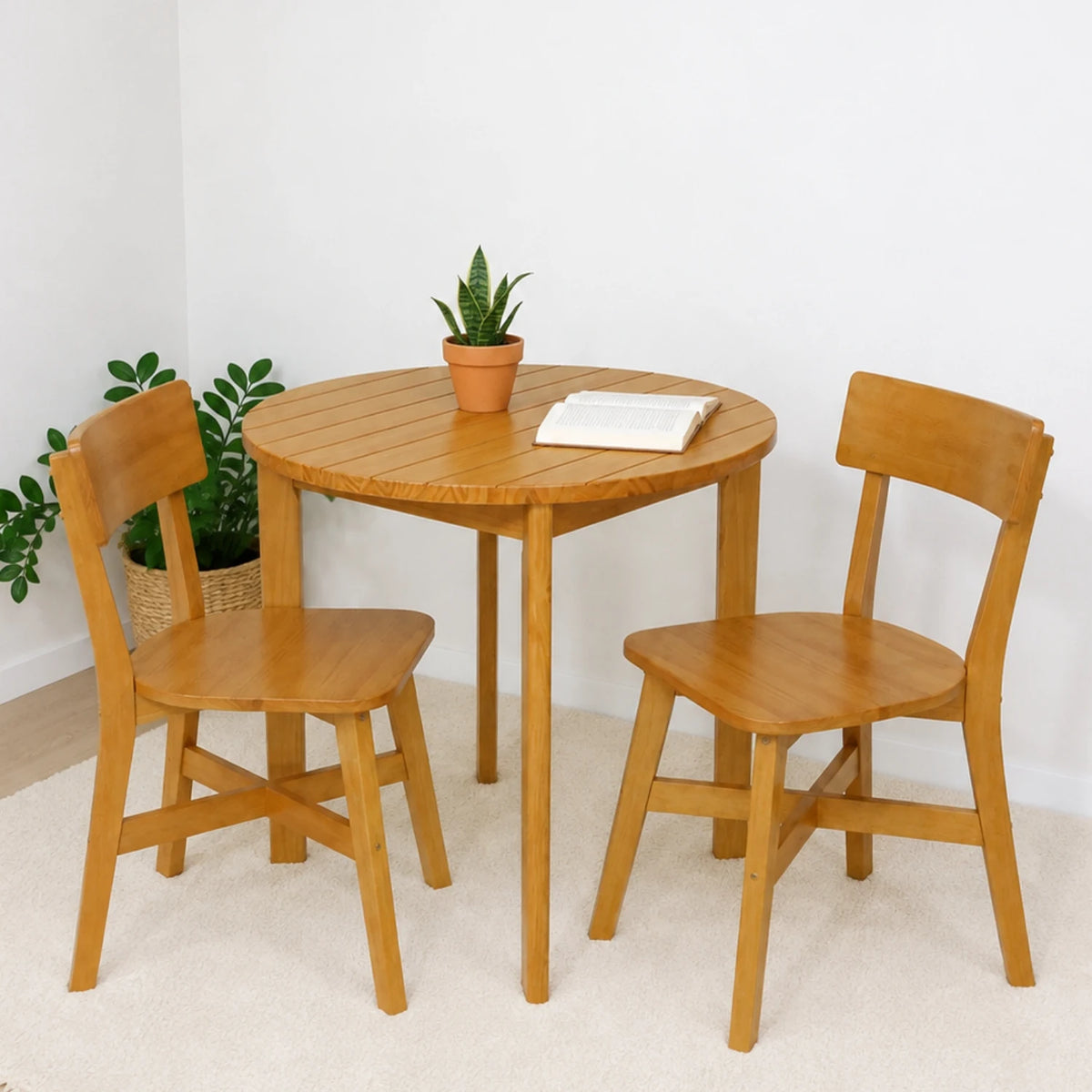 Conjunto Mesa de Madeira Redonda Listras com 2 Cadeiras Botões!