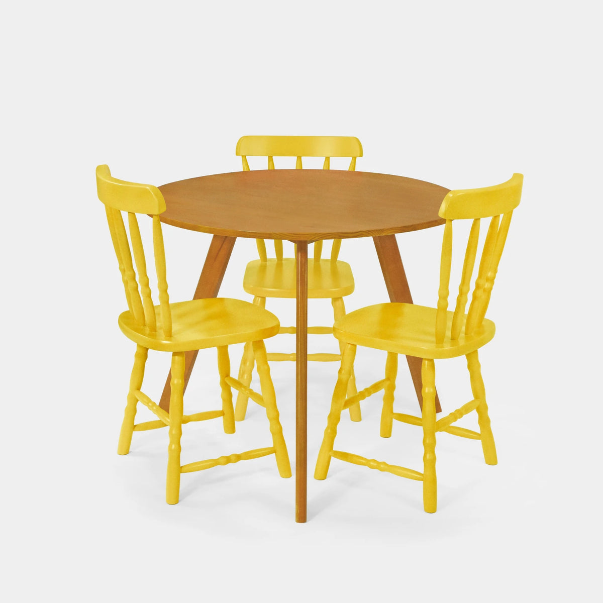 Conjunto Mesa de Jantar Origami Redonda com 3 Cadeiras Brasileiras!