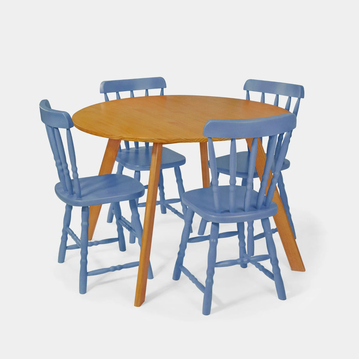 Conjunto Mesa de Jantar Origami Redonda com 4 Cadeiras Brasileiras!