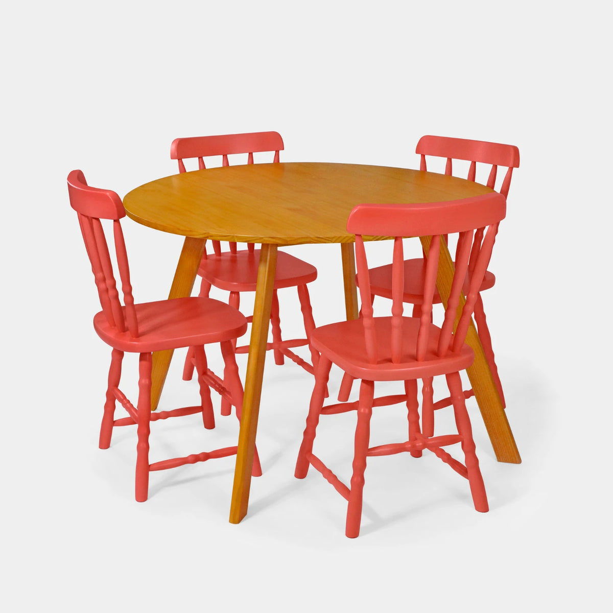Conjunto Mesa de Jantar Origami Redonda com 4 Cadeiras Brasileiras!